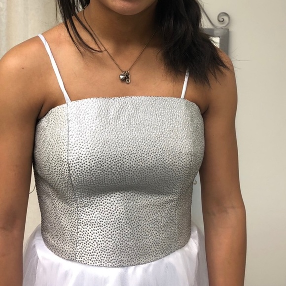 Elegant Girls Party Gown ~NEVER WORN!!! ~Simply Gorgeous Make Me An OFFER!! - Picture 3 of 12